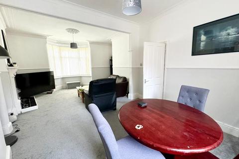 3 bedroom end of terrace house for sale, Poplar Grove, Stockton-On-Tees