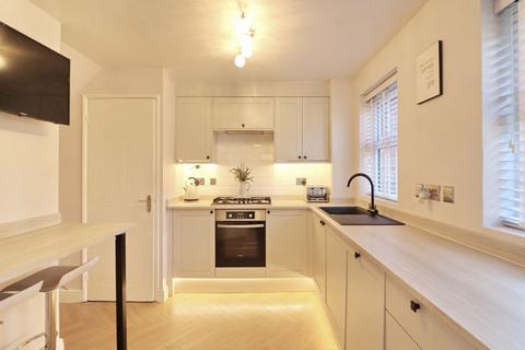 1 Bleasefell Chase, Worsley, Manchester, M28 1UZ