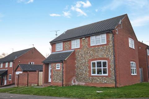 3 bedroom detached house for sale, Warren Avenue, Fakenham NR21