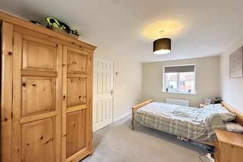 3 bedroom semi-detached house for sale, Wedgewood Way, Knottingley WF11