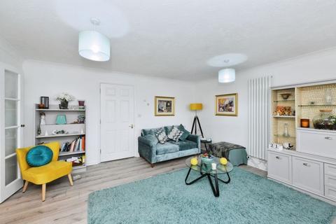 1 bedroom retirement property for sale, 209 High Street, Waltham Cross EN8