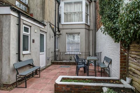 3 bedroom terraced house for sale, Falsgrave Road, Scarborough, YO12