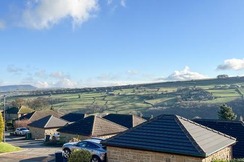 4 bedroom detached house for sale, Allergill Park, Holmfirth HD9