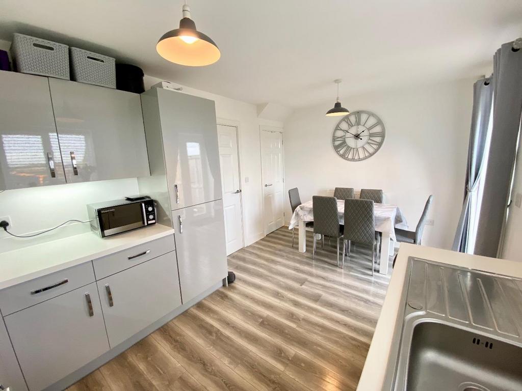 Open plan dining kitchen