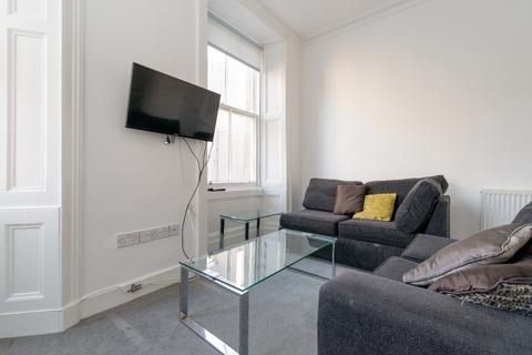 2 bedroom flat to rent, Grove Street, West End, Edinburgh, EH3