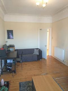 2 bedroom flat to rent, Hermitage Park, Edinburgh, EH6