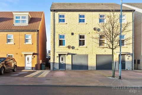 31 Seals Drive, Ackworth, Pontefract, WF7 7FQ