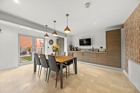 31 Seals Drive, Ackworth, Pontefract, WF7 7FQ