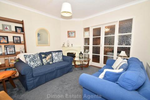 undefined, Carnarvon Road