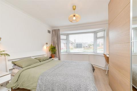 2 bedroom detached bungalow for sale, Graham Crescent, Portslade, Brighton, East Sussex