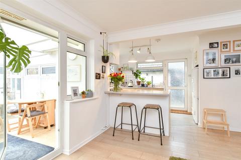 2 bedroom detached bungalow for sale, Graham Crescent, Portslade, Brighton, East Sussex