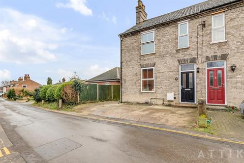 3 bedroom end of terrace house for sale, Southend Road, Bungay