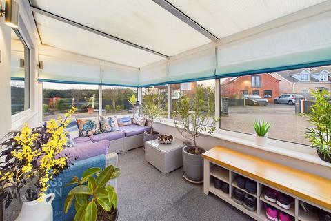 3 bedroom detached bungalow for sale, California Crescent, California, Great Yarmouth