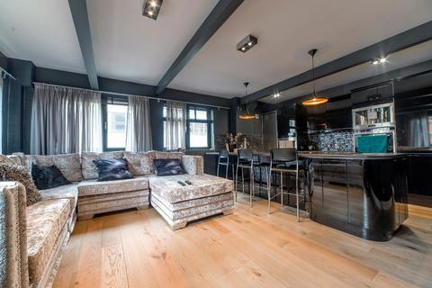 2 bedroom apartment for sale, Dickinson Street, Manchester, M1 4LX