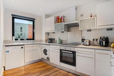 3 bedroom apartment for sale, City Road East, Manchester, M15 4TD