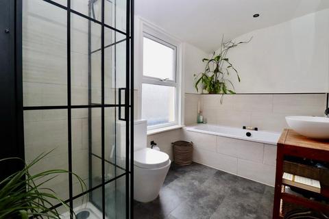 2 bedroom end of terrace house for sale, Elizabeth Road, Ramsgate, Kent, CT11 8JA