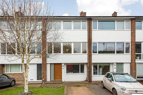 4 bedroom terraced house for sale, The Dell, London, SE19