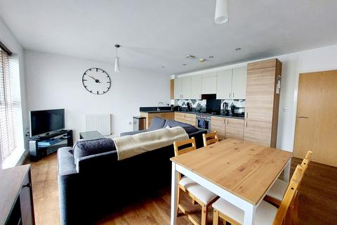 2 bedroom flat for sale, Springhead Parkway, Gravesend DA11