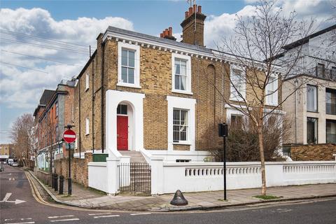61b Tudor Road, London, E9 7SN
