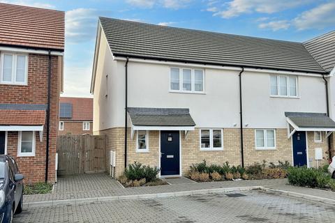 3 bedroom terraced house for sale, Elm Drive, Fordham