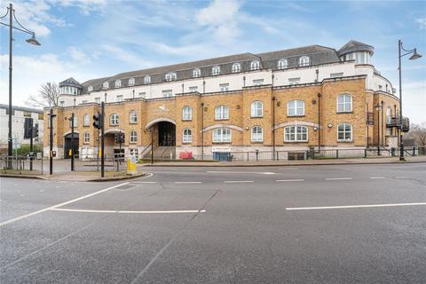 2 bedroom apartment for sale, Clarence Street, Surrey TW18