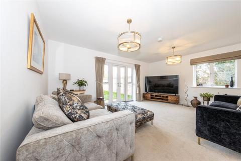 5 bedroom detached house for sale, Limbrey Drive, Olney, Milton Keynes, Buckinghamshire, MK46