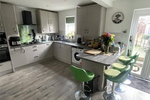 30 Bardfield Way, Rayleigh, SS6 9HE