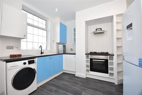 2 bedroom terraced house for sale, Ashfield Terrace, Leeds