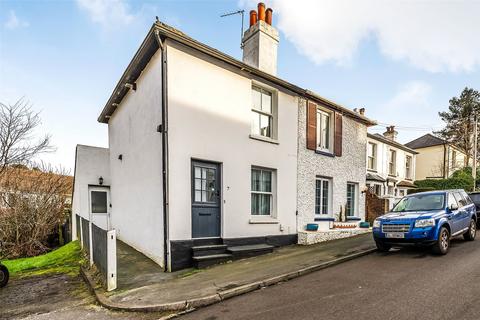 2 bedroom end of terrace house for sale, Harrow Close, Dorking, Surrey, RH4