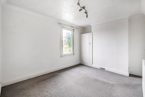 7 Harrow Close, Dorking, RH4 3BB