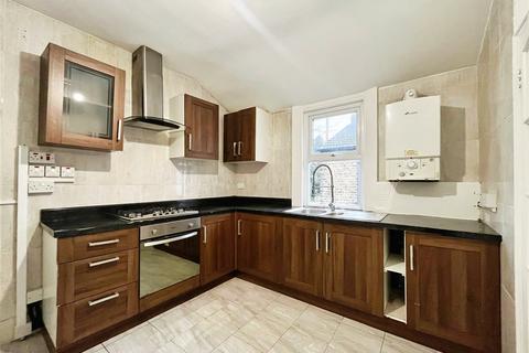 2 bedroom apartment for sale, Sangley Road, London SE6