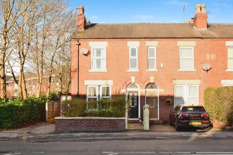 2 bedroom end of terrace house for sale, Stockport Road, Greater Manchester SK8