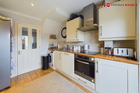 3 bedroom end of terrace house for sale, Gordon Road, St. Neots PE19