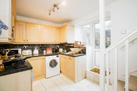 2 bedroom terraced house for sale, Hill Top, Halifax HX2