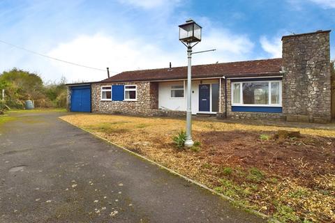 3 bedroom bungalow for sale, Cabot Way, Pill BS20