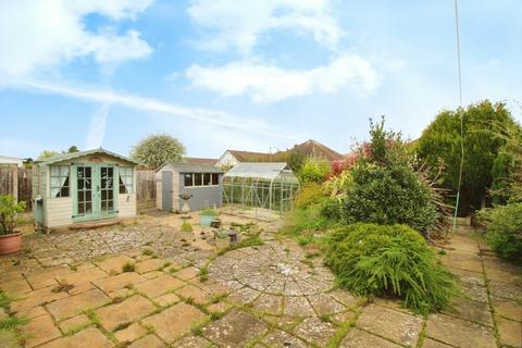 2 Ffordd Cae Glas, Rhuddlan, Rhyl, LL18 2TA