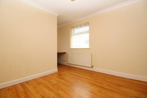 2 Ffordd Cae Glas, Rhuddlan, Rhyl, LL18 2TA