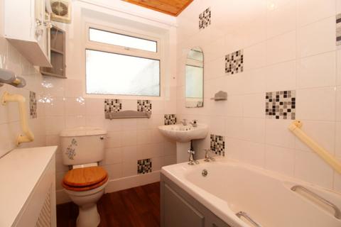 2 Ffordd Cae Glas, Rhuddlan, Rhyl, LL18 2TA