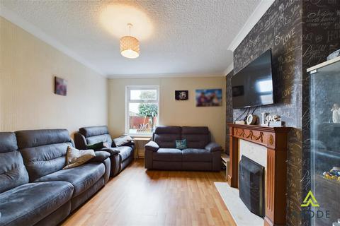 94 Derby Road, Burton-on-trent, DE14 1RN