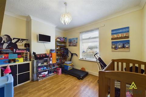 94 Derby Road, Burton-on-trent, DE14 1RN