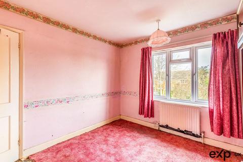 3 bedroom semi-detached house for sale, Baring Road, Northampton NN5