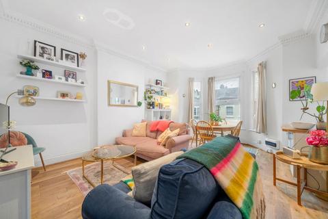 2 bedroom flat for sale, Haycroft Road, SW2