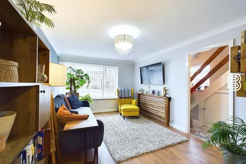 21 Ambleside, Rugby, CV21 1JB
