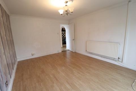 3 bedroom terraced house for sale, Camellia Place, Basildon, Essex, SS15