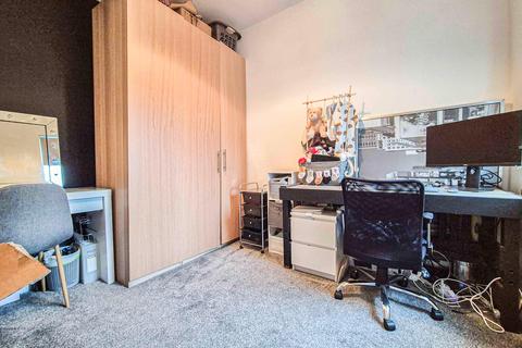 18 Alison Street, Shaw, Oldham, OL2 7SU