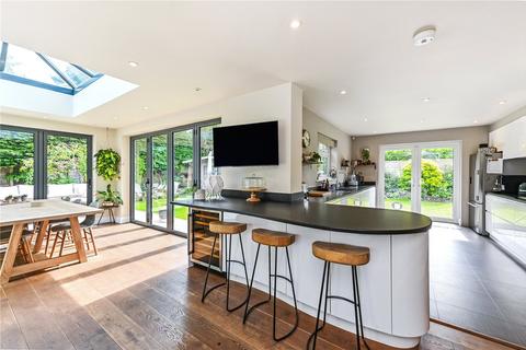 5 bedroom detached house for sale, Montague Gardens, Petersfield, Hampshire