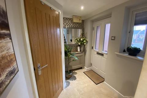 3 bedroom townhouse for sale, Middle Close, Swadlincote, DE11