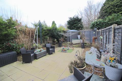 2 Wyndhurst Road, Birmingham, B33 9JG