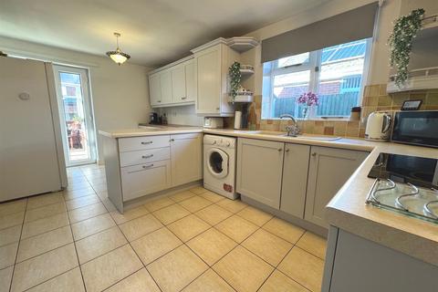 2 bedroom bungalow for sale, Abbey Wood Close, Leek