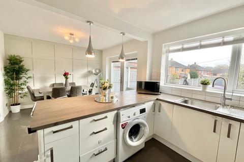 24 Wenger Crescent, Stoke-on-trent, ST4 8LE